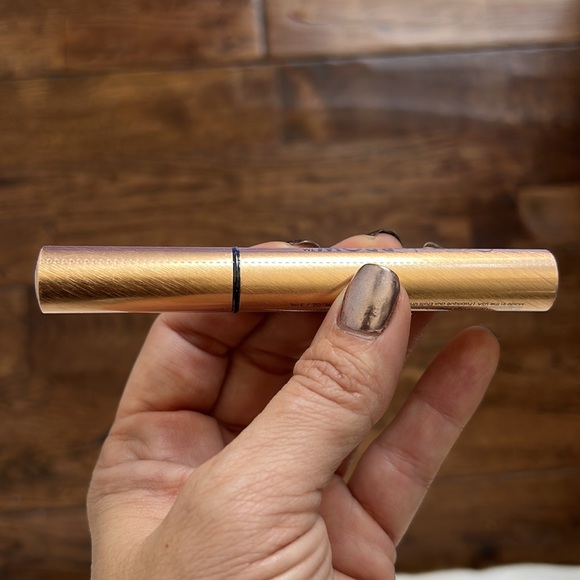 GrandeBROW Brow Enhancing Serum Clear 4 Month Supply - Picture 4 of 6